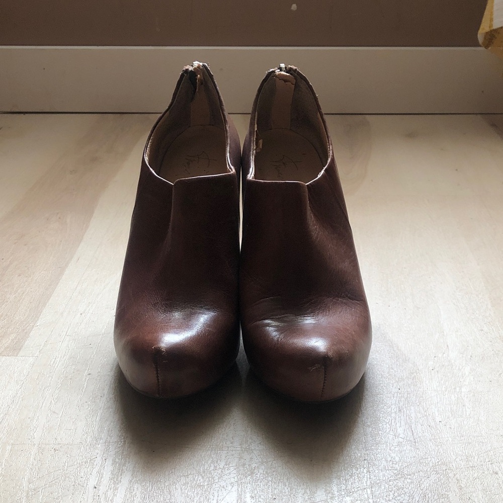 Franco Fortini Rich Brown Ankle Booties
